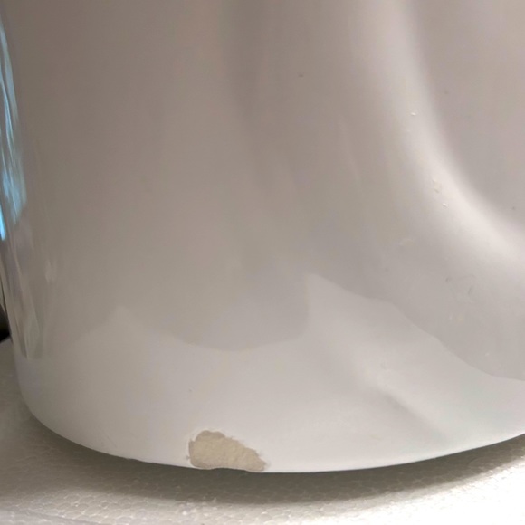 Pure White Lilies Utensils Holder - Picture 6 of 8